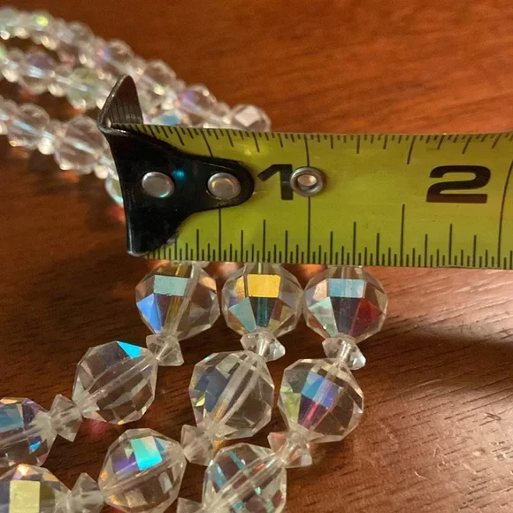 Vintage triple strand Aurora borealis graduated bead choker necklace 14 inch - Picture 11 of 12